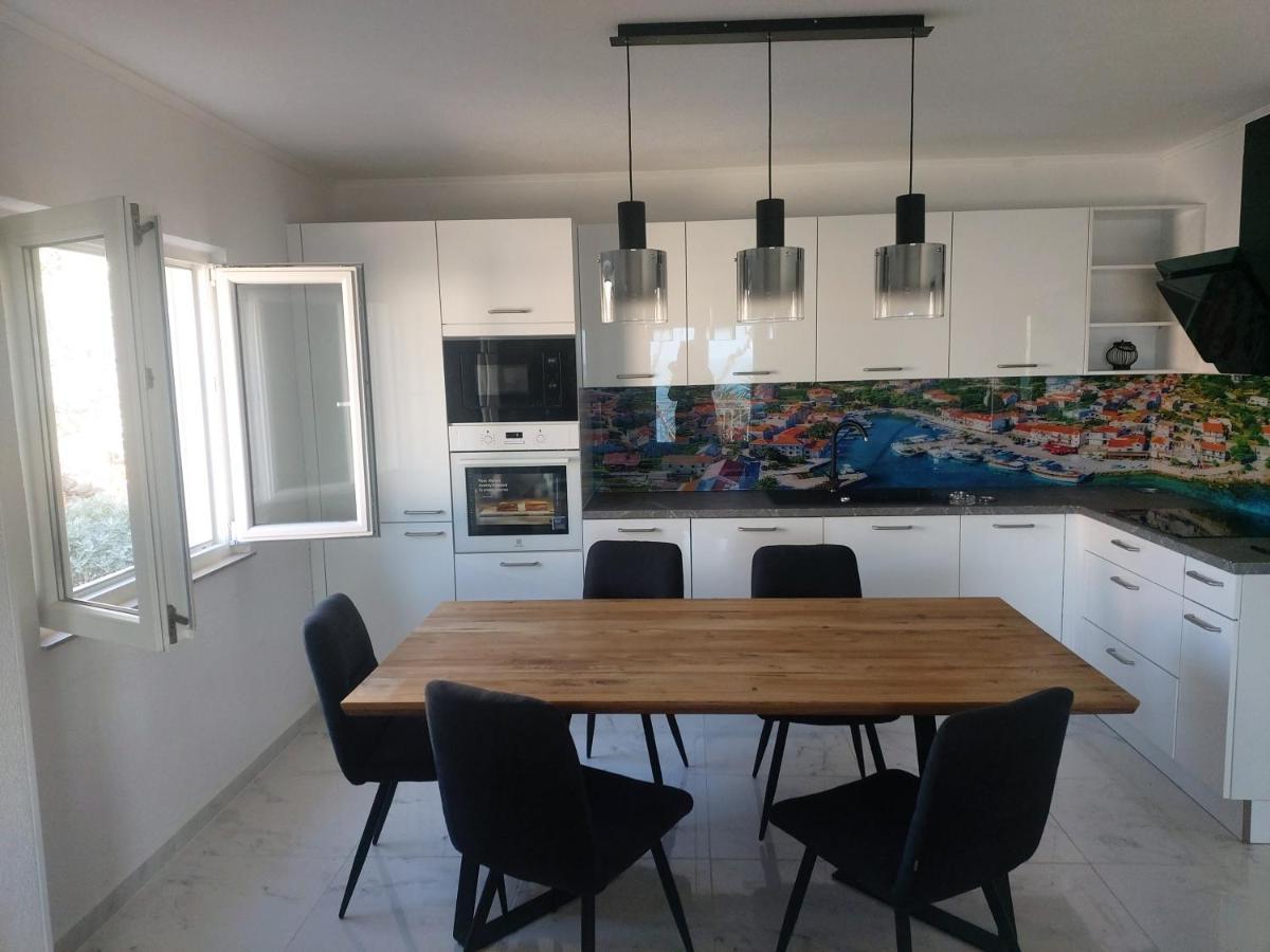 Apartment Franic Sućuraj 외부 사진