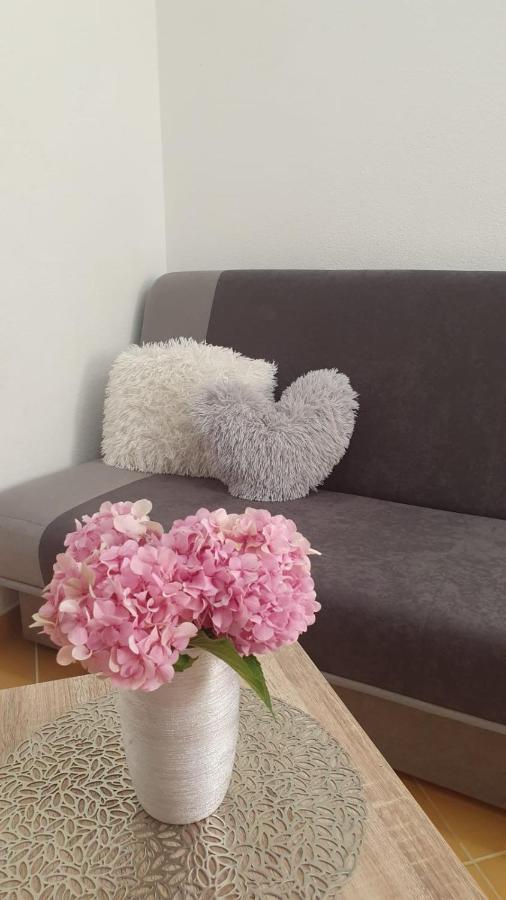 Apartment Franic Sućuraj 외부 사진