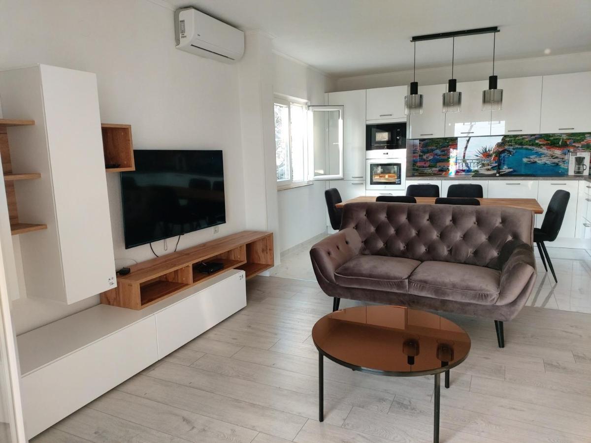 Apartment Franic Sućuraj 외부 사진