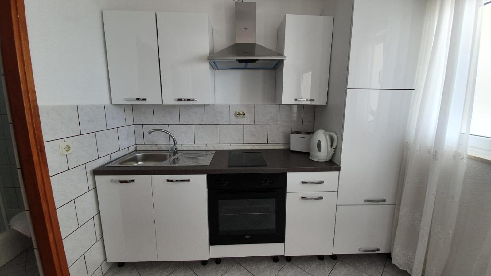 Apartment Franic Sućuraj 객실 사진